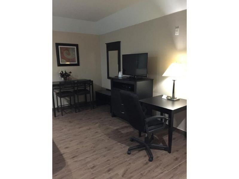 Scottish Inn And Suites كاتي المظهر الخارجي الصورة