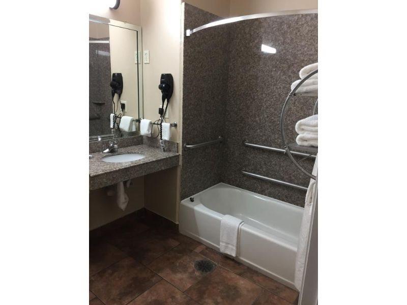 Scottish Inn And Suites كاتي المظهر الخارجي الصورة