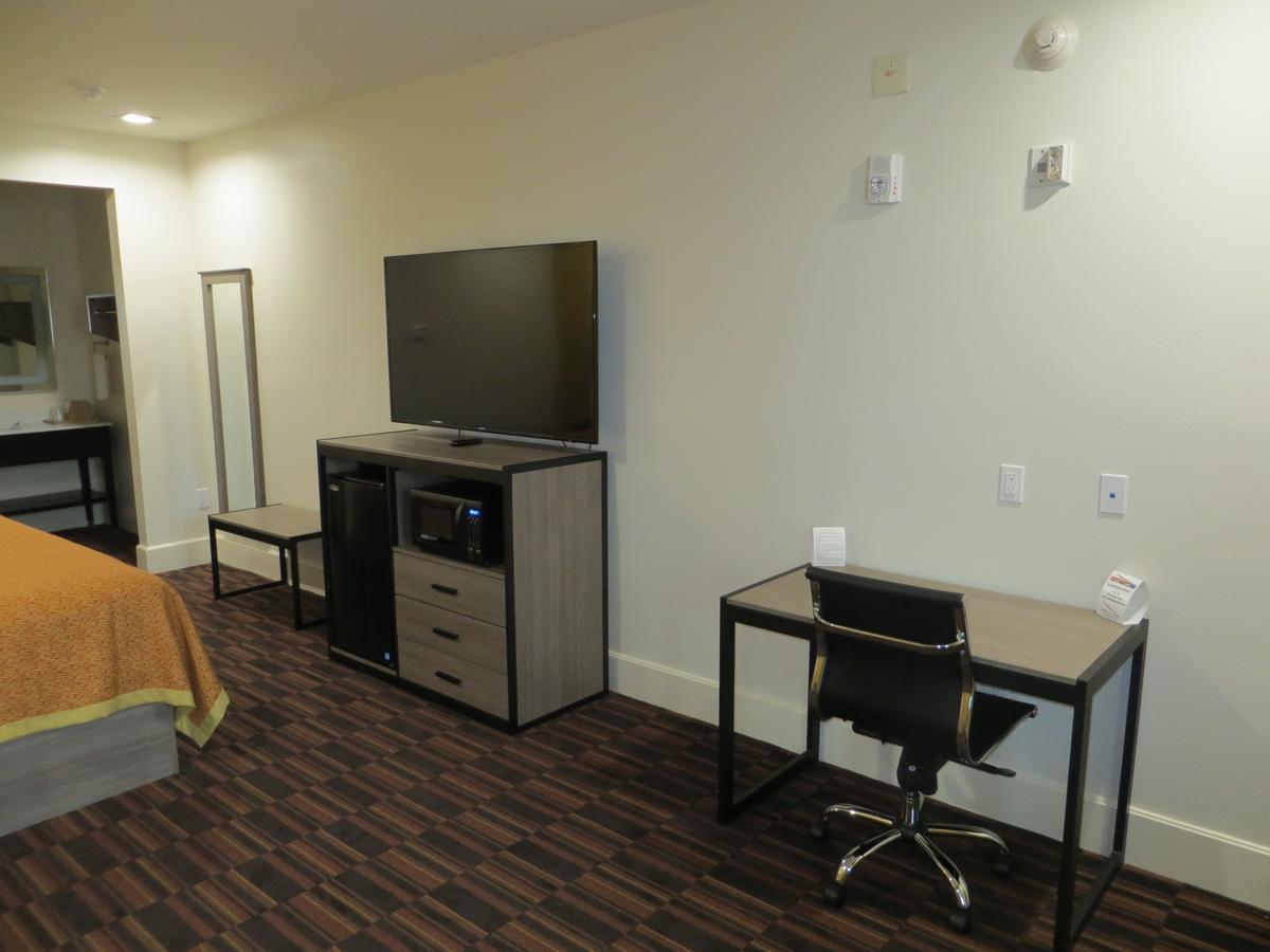 Scottish Inn And Suites كاتي المظهر الخارجي الصورة