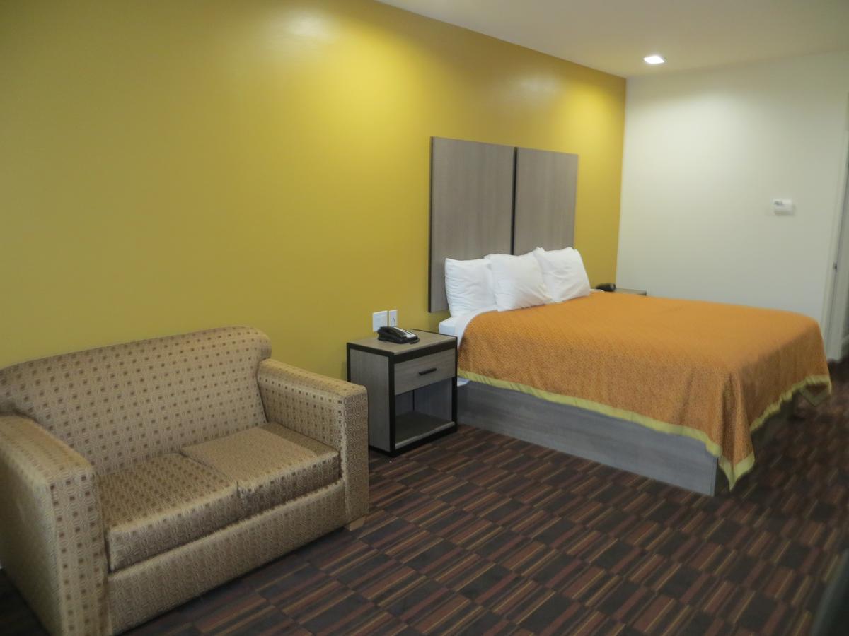 Scottish Inn And Suites كاتي المظهر الخارجي الصورة